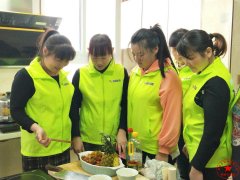 南陽月嫂泓德家政公司_寶寶好像好幾天沒排便了，這是怎么回事？